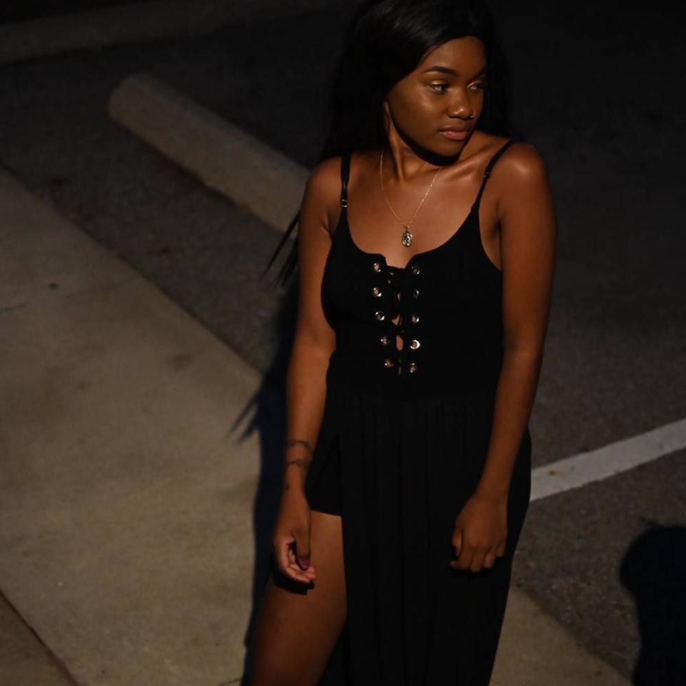 Meet your Posher, Emii